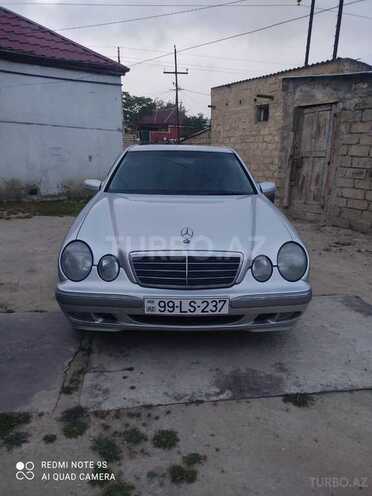 Mercedes E 240 2000, 264,000 km - 2.4 l - Bakı
