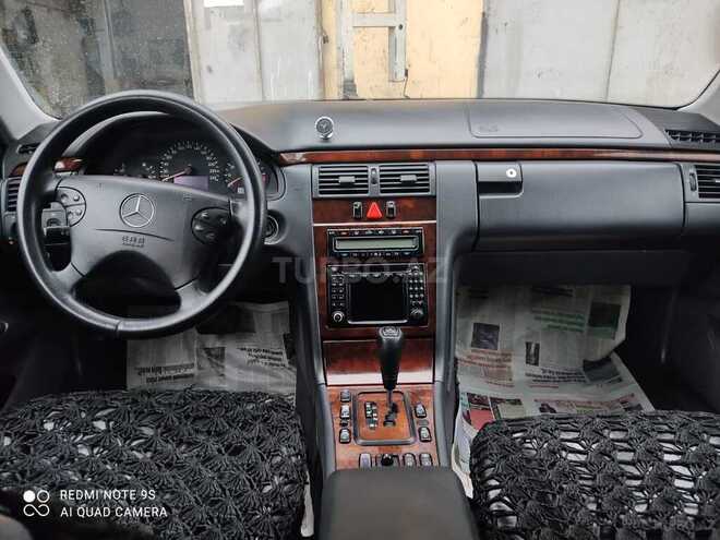 Mercedes E 240 2000, 264,000 km - 2.4 l - Bakı