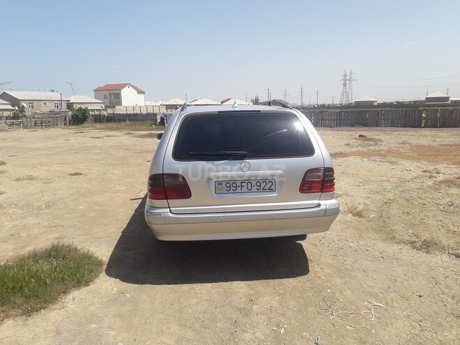 Mercedes E 220 1999, 350,000 km - 2.2 l - Sumqayıt