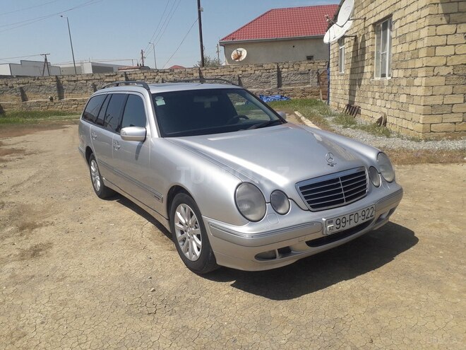 Mercedes E 220 1999, 350,000 km - 2.2 l - Sumqayıt