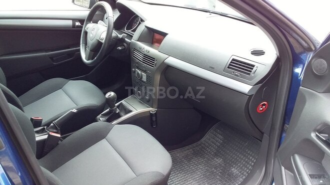 Opel Astra 2005, 179,000 km - 1.4 l - Bakı