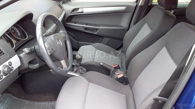 Opel Astra 2005, 179,000 km - 1.4 l - Bakı