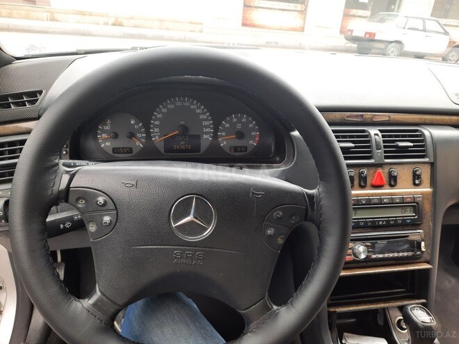 Mercedes E 320 2000, 243,000 km - 3.2 l - Şəmkir