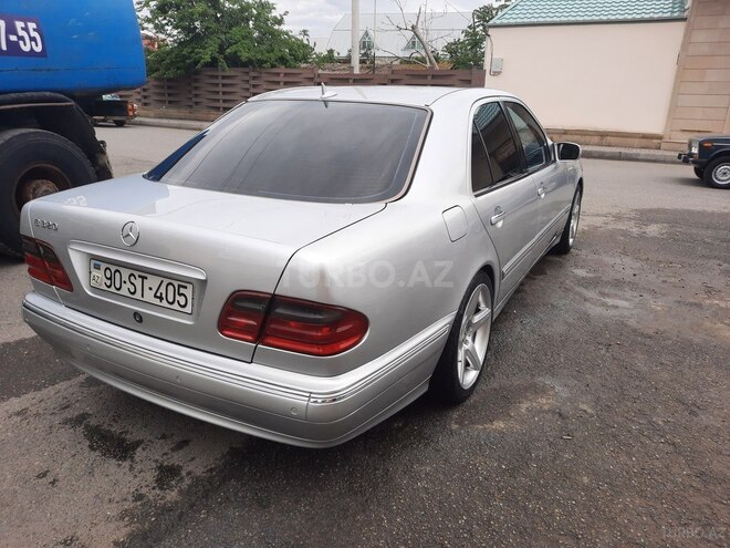 Mercedes E 320 2000, 243,000 km - 3.2 l - Şəmkir