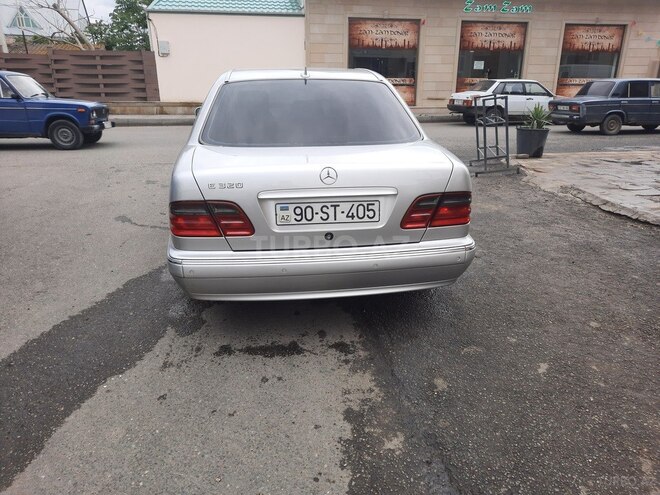 Mercedes E 320 2000, 243,000 km - 3.2 l - Şəmkir