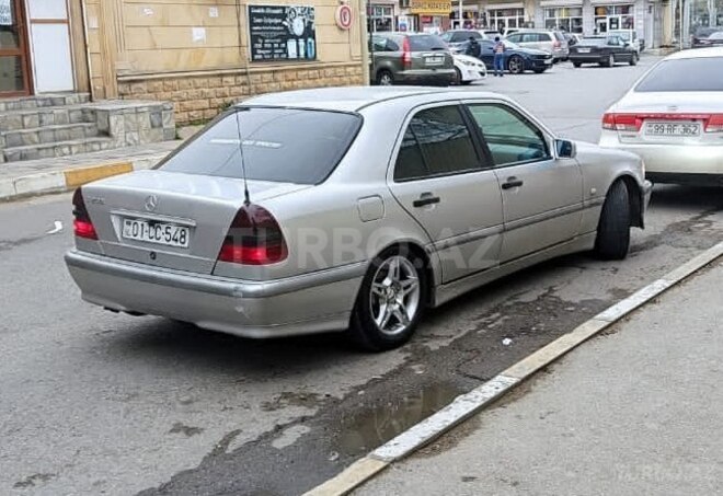 Mercedes C 200 1998, 273,000 km - 2.0 л - Bakı