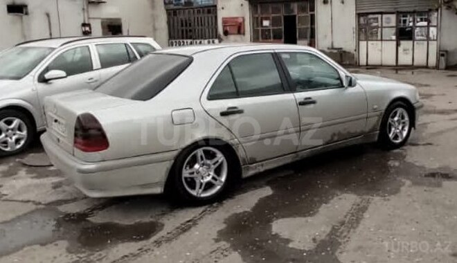 Mercedes C 200 1998, 273,000 km - 2.0 л - Bakı