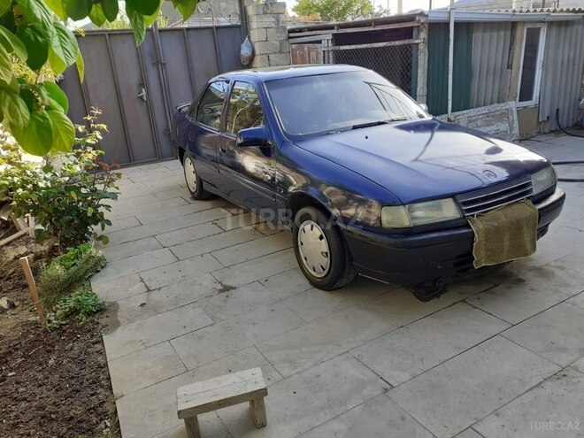Opel Vectra 1990, 321,852 km - 1.6 l - Sumqayıt
