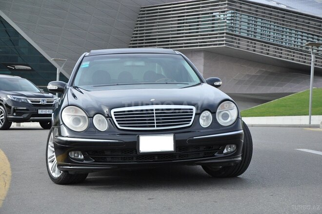 Mercedes E 320 2004, 435,000 km - 3.2 л - Bakı