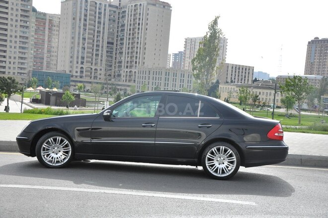 Mercedes E 320 2004, 435,000 km - 3.2 л - Bakı