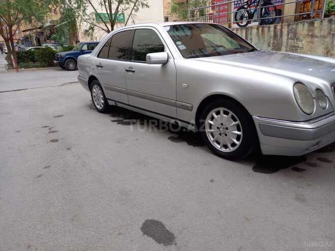 Mercedes E 220 1997, 396,000 km - 2.2 л - Bakı