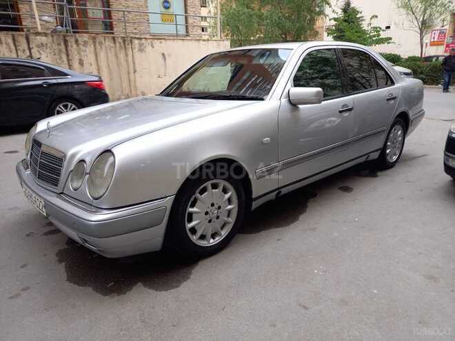 Mercedes E 220 1997, 396,000 km - 2.2 л - Bakı