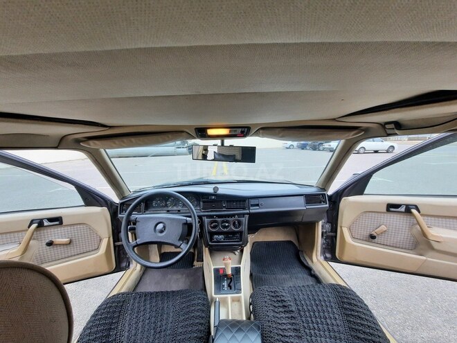 Mercedes 190 1993, 257,000 km - 2.0 l - Sumqayıt