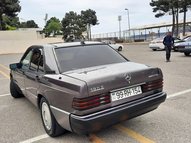 Mercedes 190 1993, 257,000 km - 2.0 l - Sumqayıt