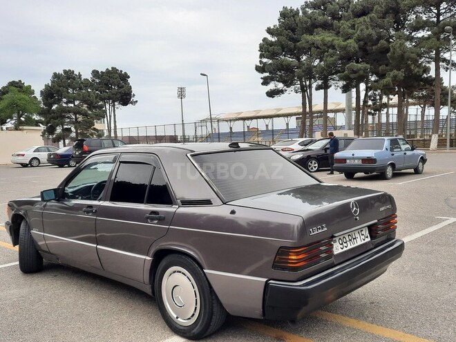 Mercedes 190 1993, 257,000 km - 2.0 l - Sumqayıt