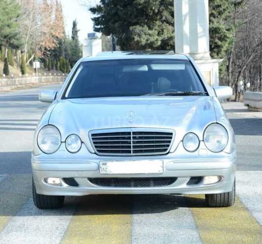 Mercedes E 240 2001, 289,000 km - 2.4 l - Tovuz