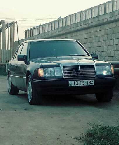 Mercedes E 230 1991, 455,218 km - 2.3 l - Bakı