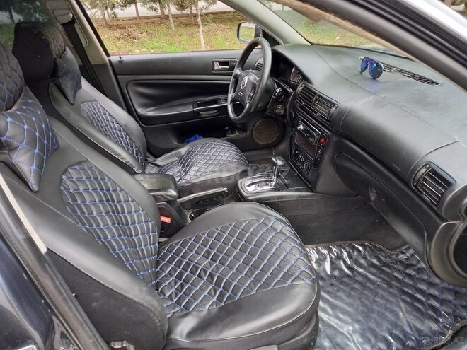 Volkswagen Passat 2001, 248,741 km - 1.8 l - Gəncə