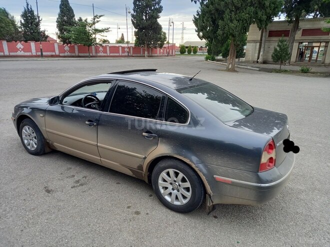 Volkswagen Passat 2001, 248,741 km - 1.8 l - Gəncə