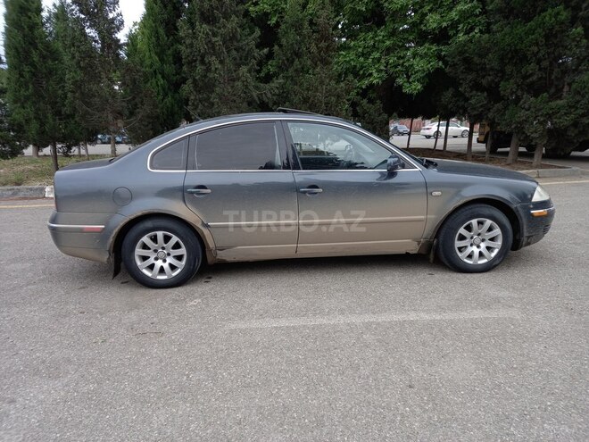 Volkswagen Passat 2001, 248,741 km - 1.8 l - Gəncə