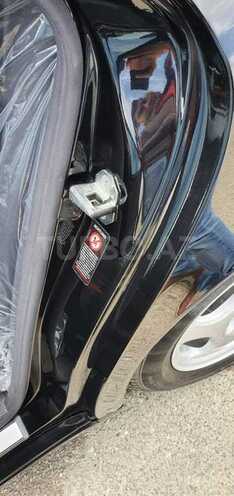 Mercedes E 240 2000, 266,000 km - 2.4 l - Bərdə