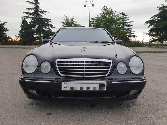 Mercedes E 240 2000, 266,000 km - 2.4 l - Bərdə
