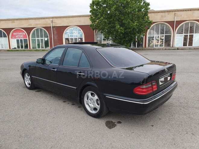 Mercedes E 240 2000, 266,000 km - 2.4 l - Bərdə