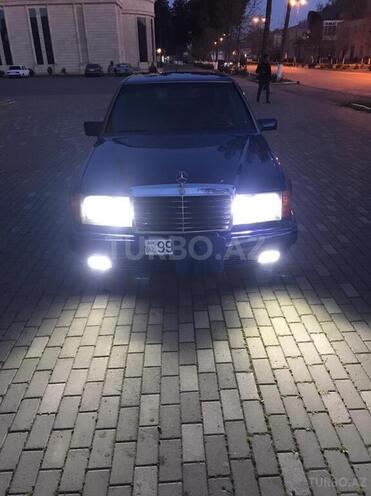 Mercedes E 250 1991, 365,486 km - 2.5 l - İmişli