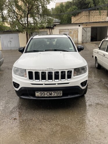 Jeep Compass 2012, 173,000 km - 2.4 л - Bakı