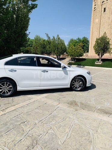 Lifan 820 2018, 45,000 km - 2.4 l - Naxçıvan