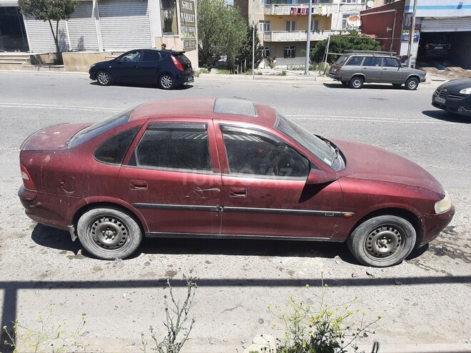 Opel Vectra 1996, 235,000 km - 2.0 l - Bakı