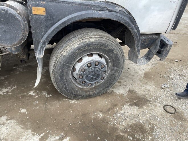 MAZ 54229 2008, 600,000 km - 14.0 l - Bakı