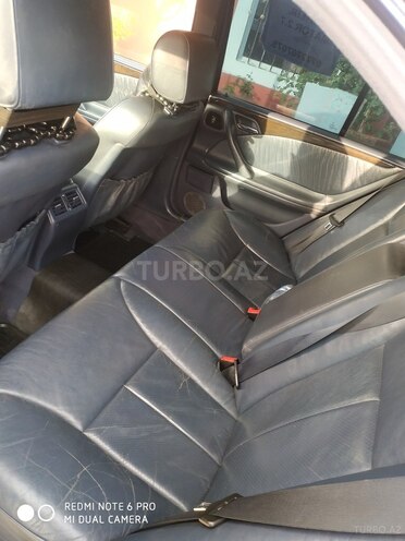 Mercedes E 270 1999, 378,235 km - 2.7 l - Bakı