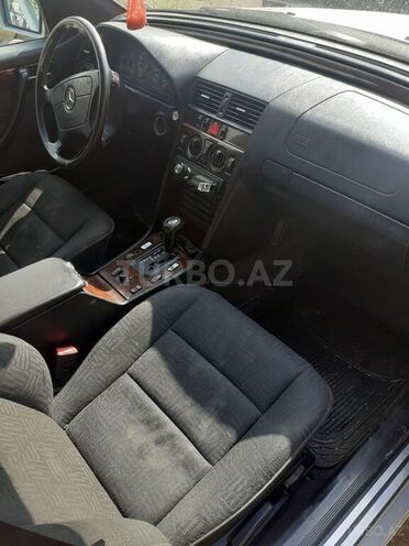 Mercedes C 200 1997, 342,000 km - 2.0 л - Göygöl