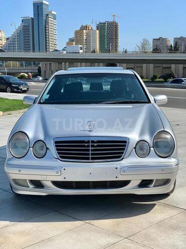 Mercedes E 320 1999, 235,000 km - 3.2 l - Bakı