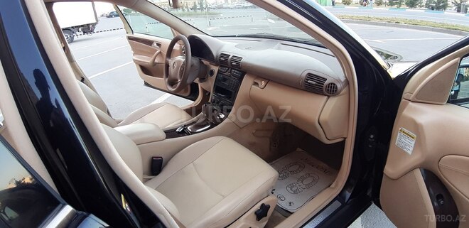 Mercedes C 240 2002, 261,413 km - 2.6 л - Sumqayıt