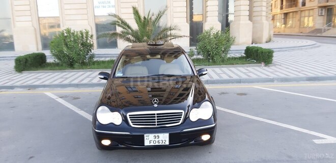 Mercedes C 240 2002, 261,413 km - 2.6 л - Sumqayıt