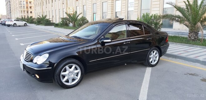 Mercedes C 240 2002, 261,413 km - 2.6 л - Sumqayıt