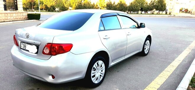 Toyota Corolla 2008, 237,000 km - 1.4 l - Gəncə