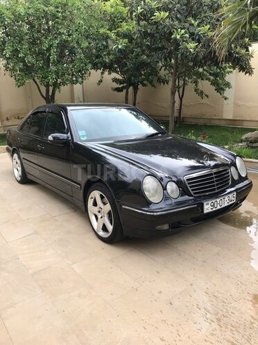 Mercedes E 320 2000, 246,000 km - 3.2 л - Bakı