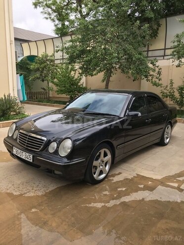 Mercedes E 320 2000, 246,000 km - 3.2 л - Bakı