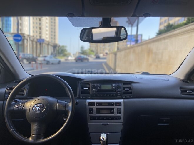 Toyota Corolla 2004, 207,000 km - 1.4 l - Bakı