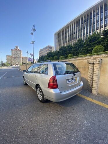 Toyota Corolla 2004, 207,000 km - 1.4 l - Bakı