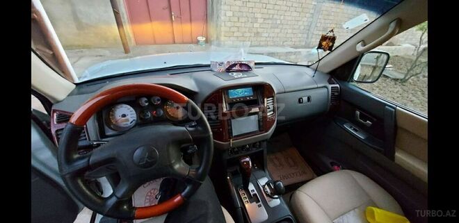 Mitsubishi Pajero 2006, 204,028 km - 3.8 l - Bakı