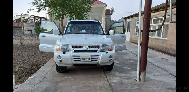 Mitsubishi Pajero 2006, 204,028 km - 3.8 l - Bakı