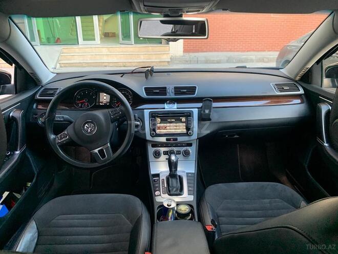 Volkswagen Passat 2014, 181,400 km - 1.8 l - Bakı