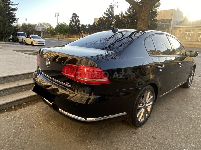 Volkswagen Passat 2014, 181,400 km - 1.8 l - Bakı