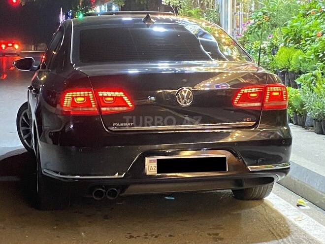 Volkswagen Passat 2014, 181,400 km - 1.8 l - Bakı