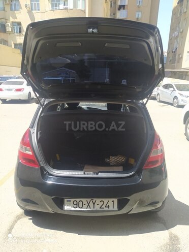 Hyundai i20 2011, 168,800 km - 1.4 l - Bakı