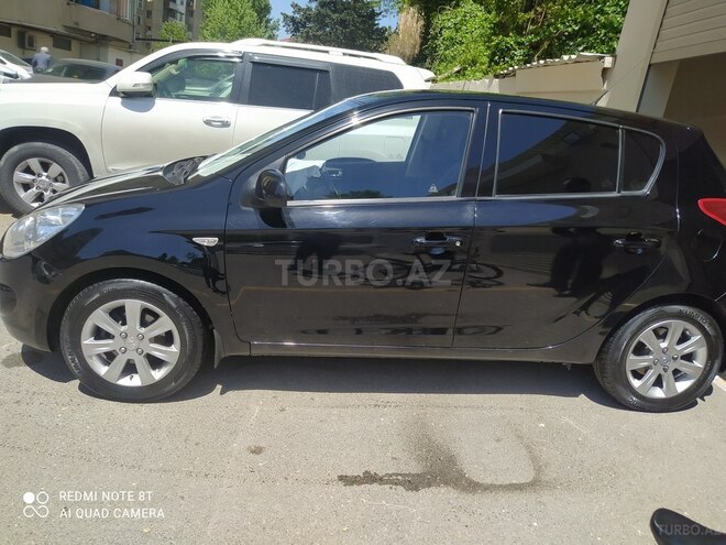 Hyundai i20 2011, 168,800 km - 1.4 l - Bakı